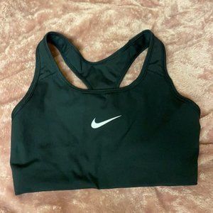 Nike Sports Bra Size M. NEVER WORN